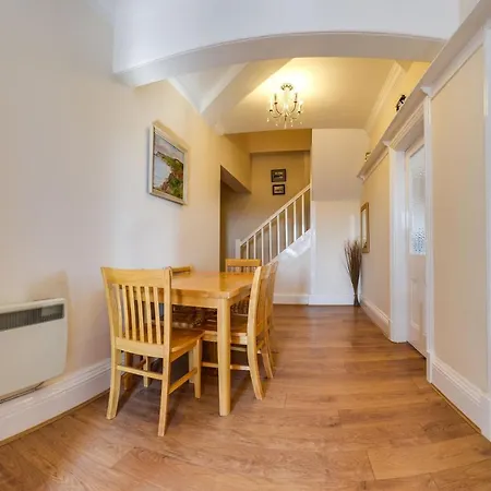 The Prospect, 2 Bed With Stunning Views, 2 Mins From Apartment *