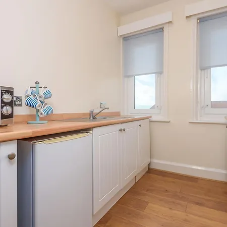 Apartment The Prospect, 2 Bed With Stunning Views, 2 Mins From *