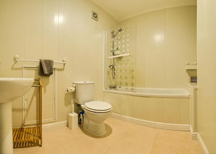 דירה Spacious Apartment, Stunning Views Sleeps Up To 4 *